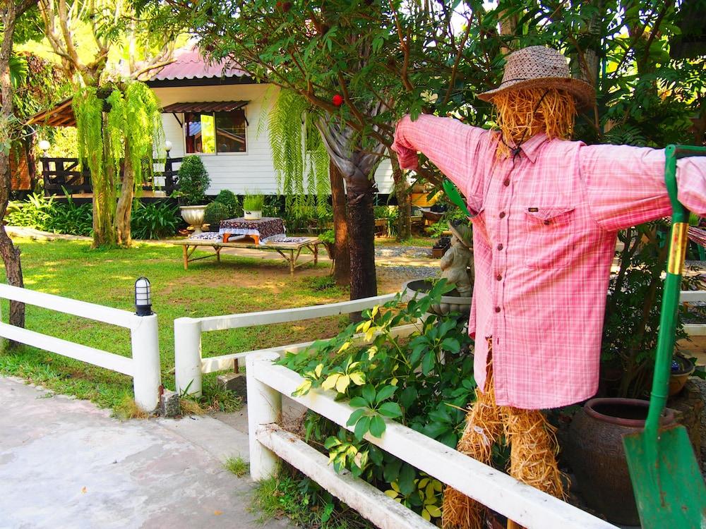 Tahjeen Riverhome