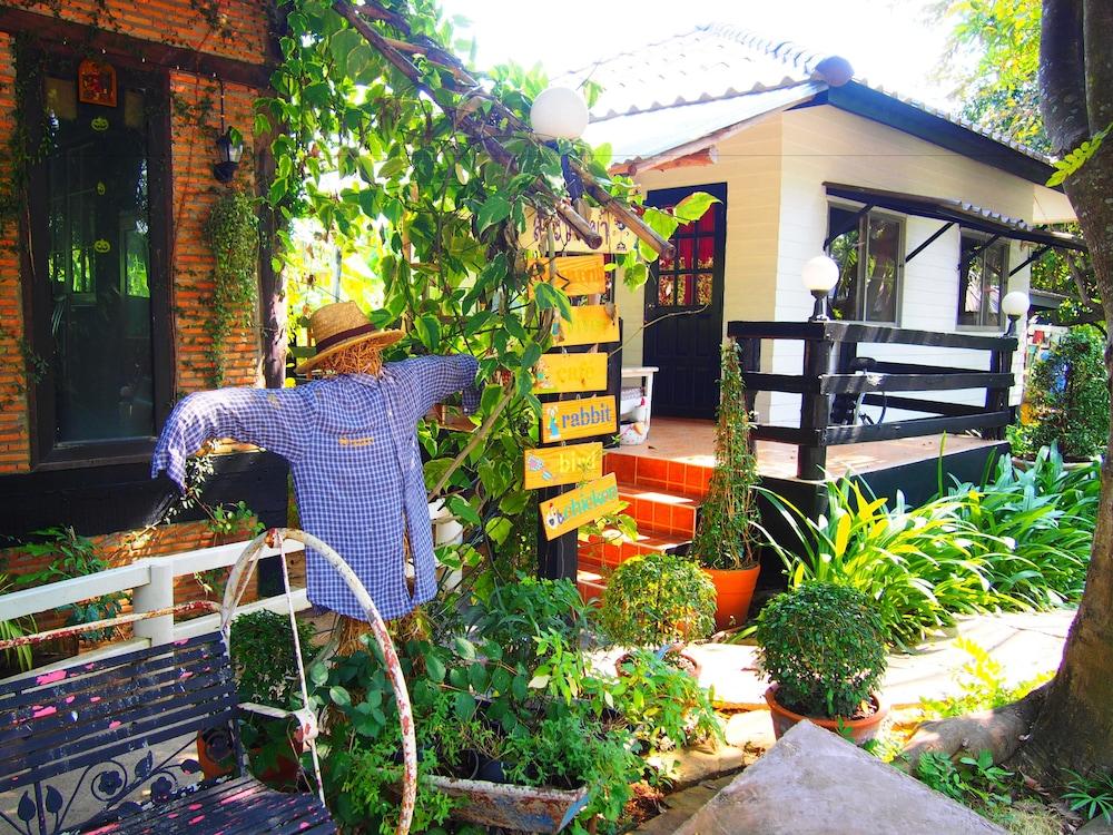 Tahjeen Riverhome