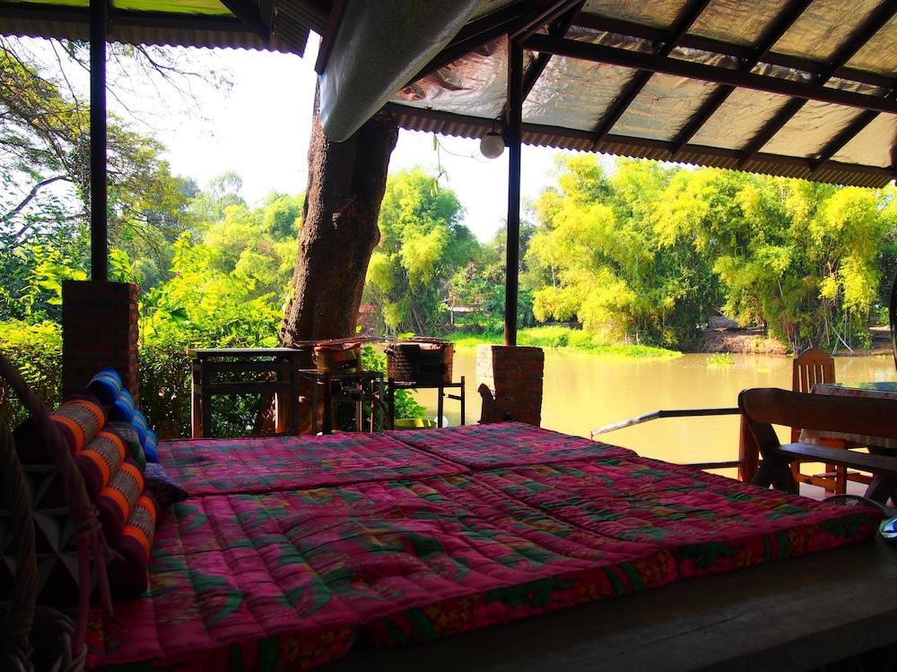 Tahjeen Riverhome