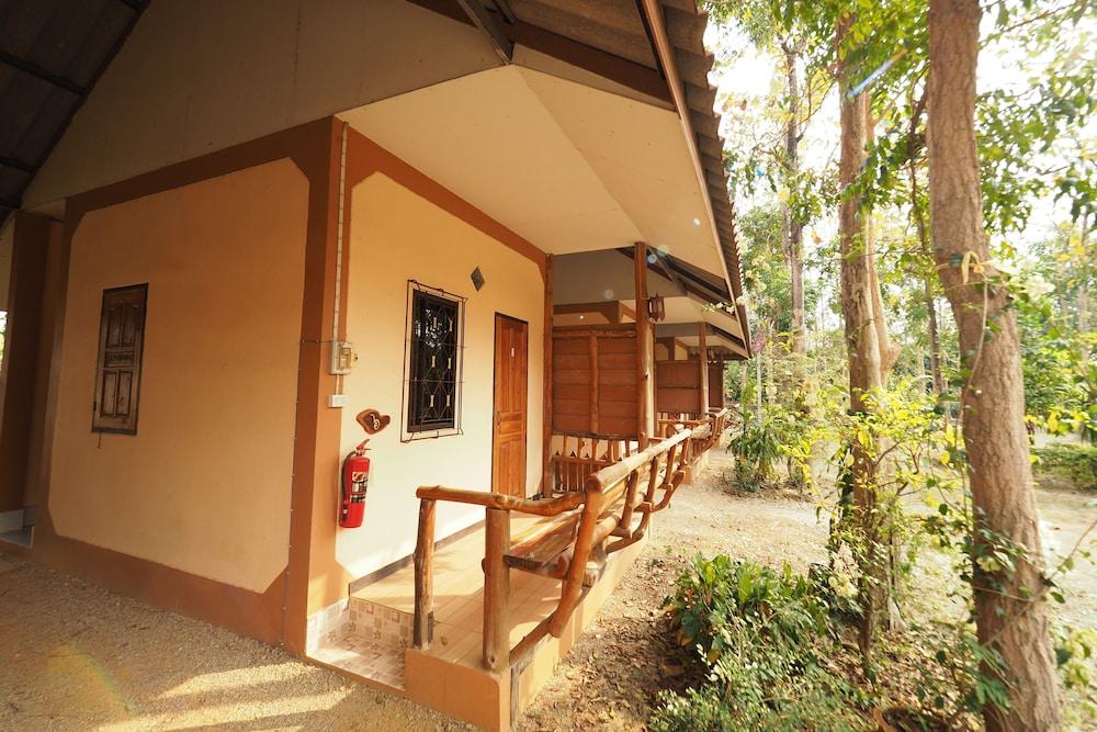 Sakthong Resort