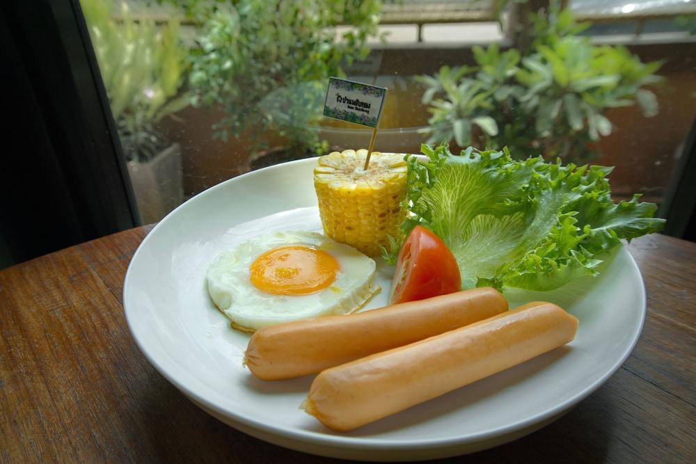 Baan Plubthong