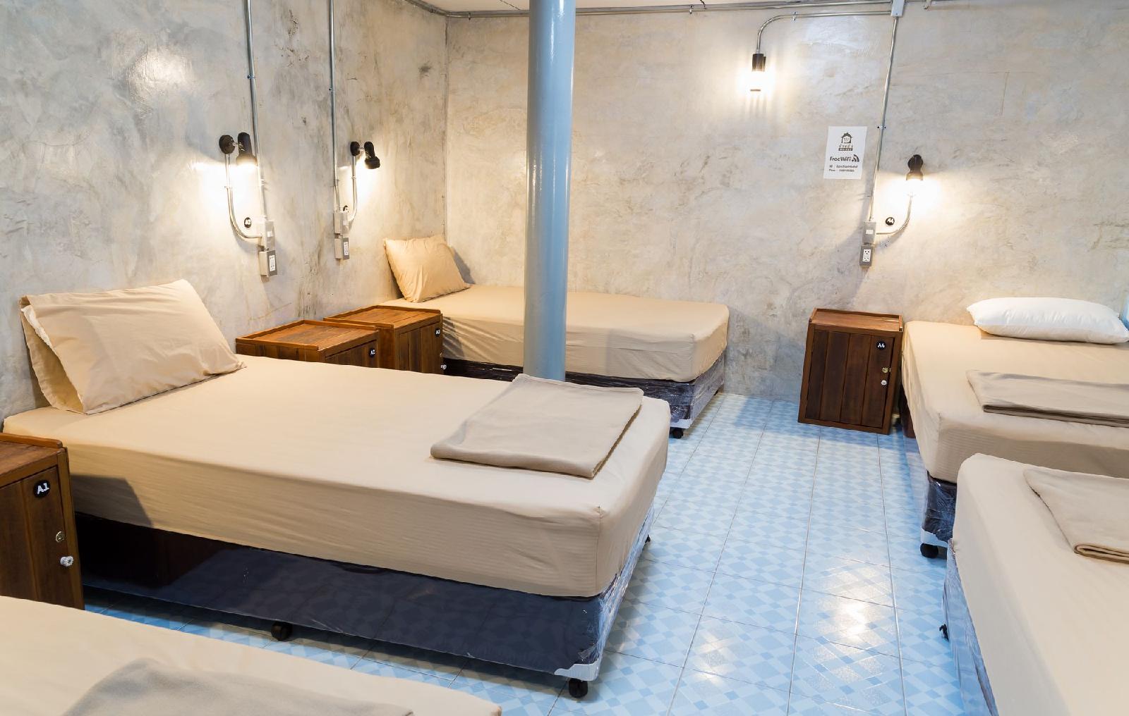 Banchan Hostel