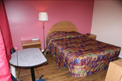 Elks Motel