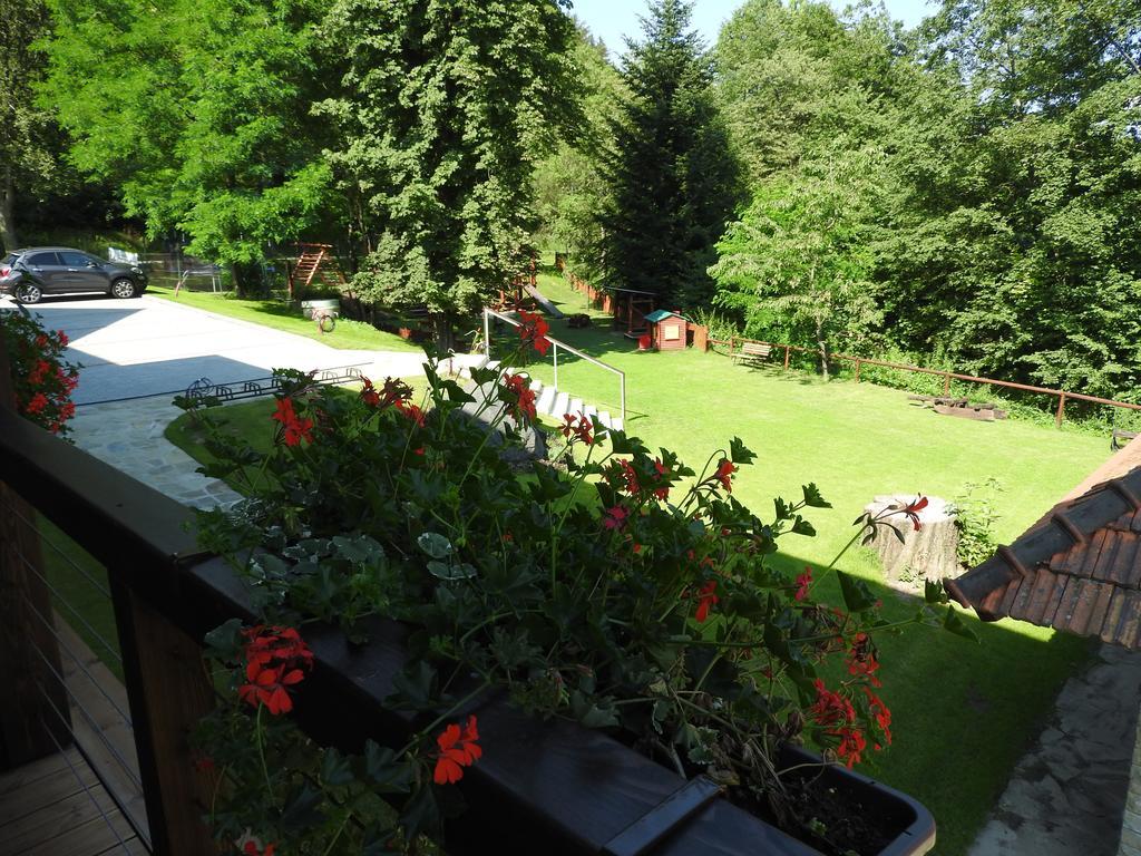 Hotel And Restaurant U Vychopnu