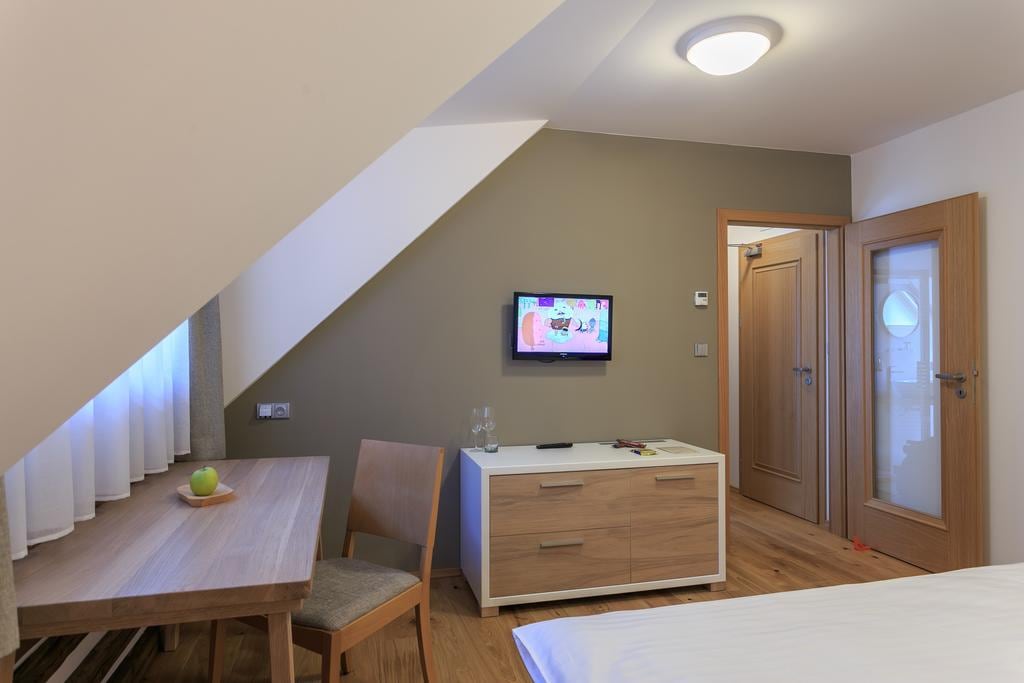 Hotel And Restaurant U Vychopnu