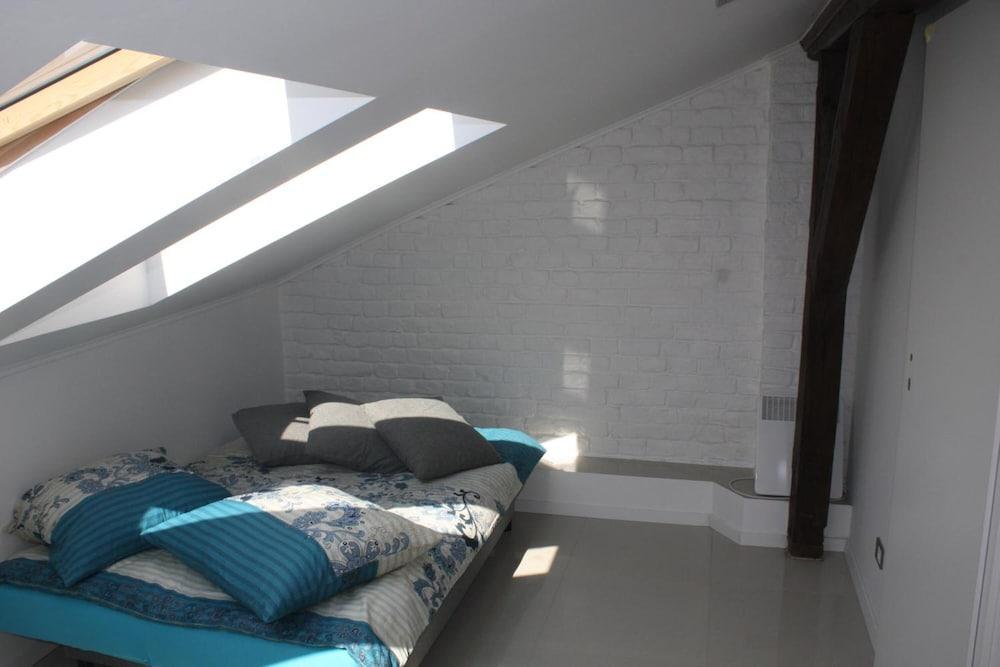 Studio Rental Central Warsaw