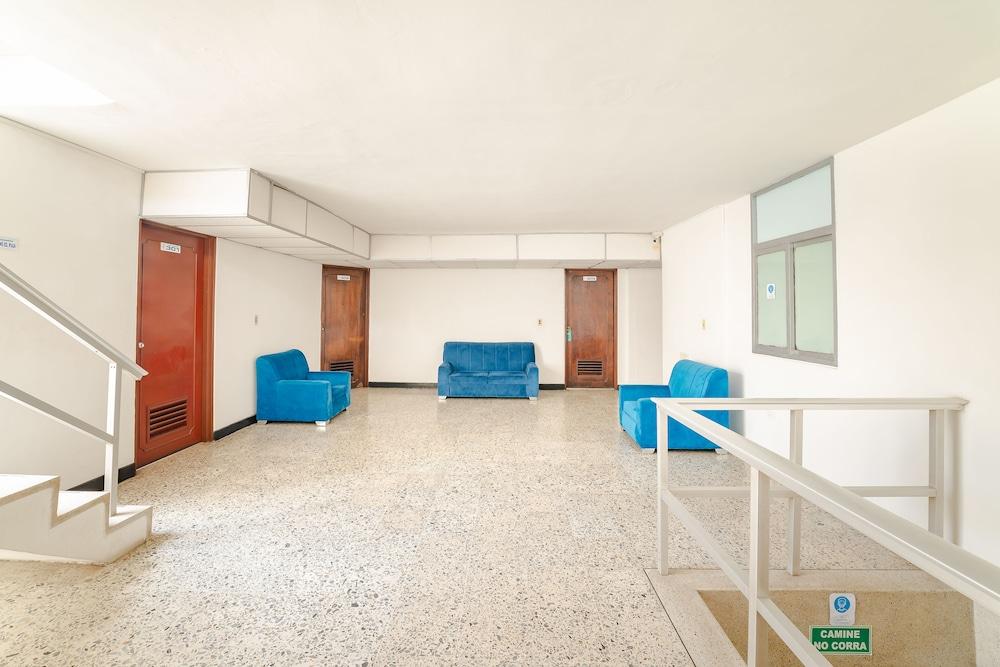 Hotel Caravana