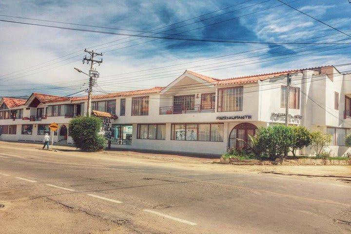 Hotel Casa Blanca