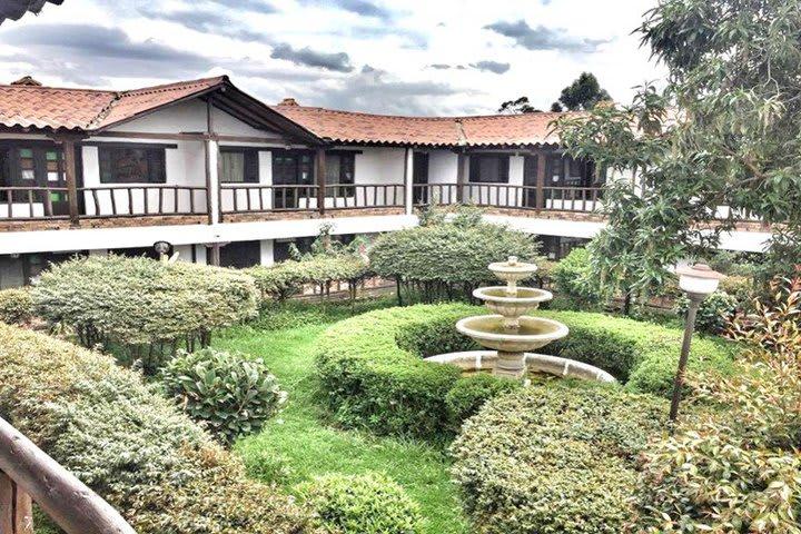 Hotel Casa Blanca