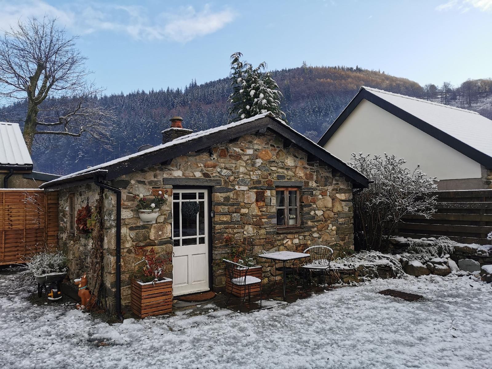 Dolweunydd Bed And Breakfast
