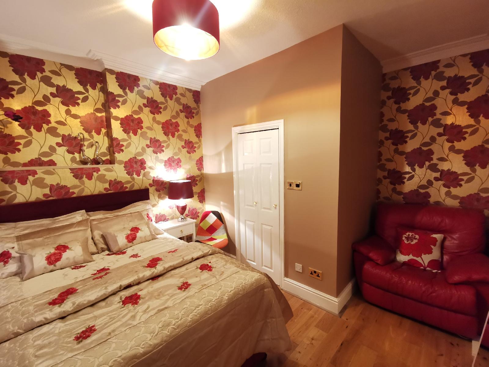 Dolweunydd Bed And Breakfast