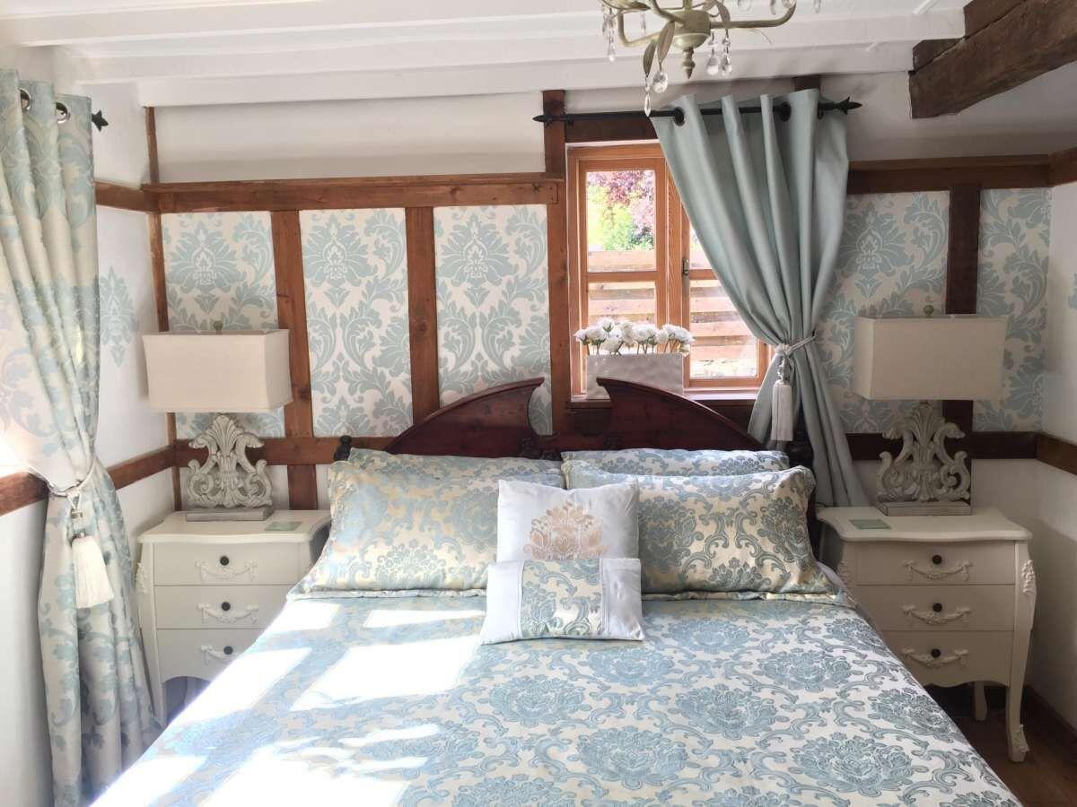 Dolweunydd Bed And Breakfast