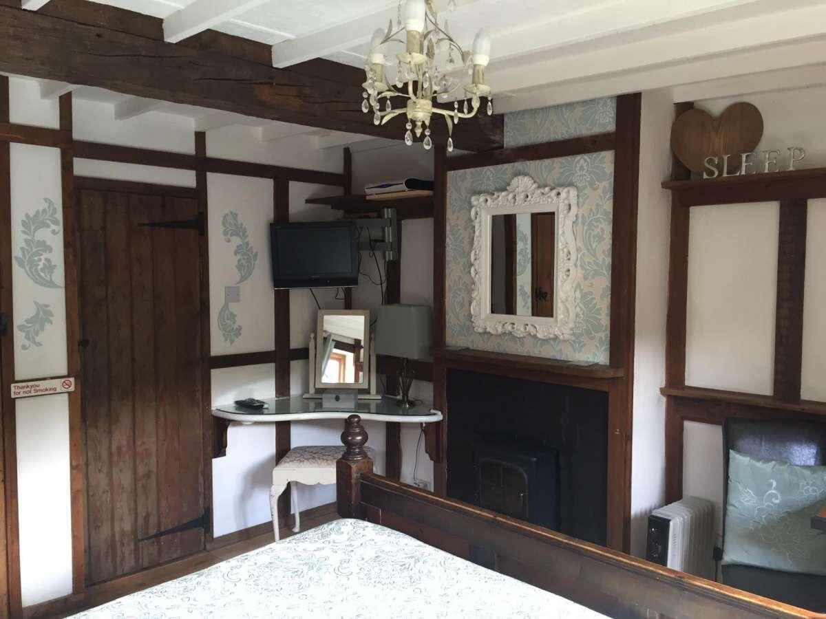 Dolweunydd Bed And Breakfast