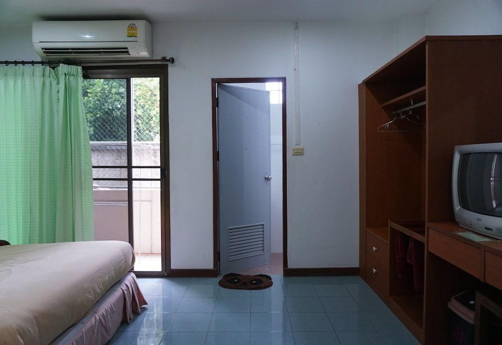 Jitrawadee Hotel