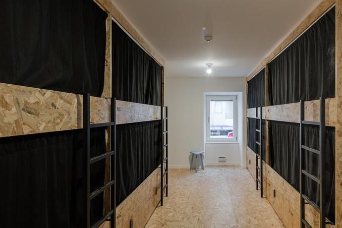 Conii Hostel & Suites
