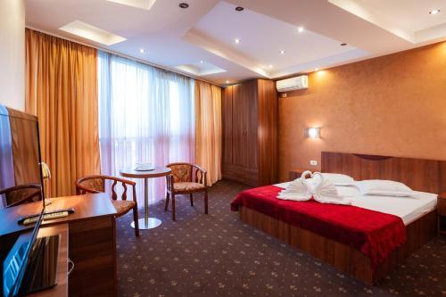 Hotel Luxor