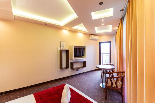 Hotel Luxor