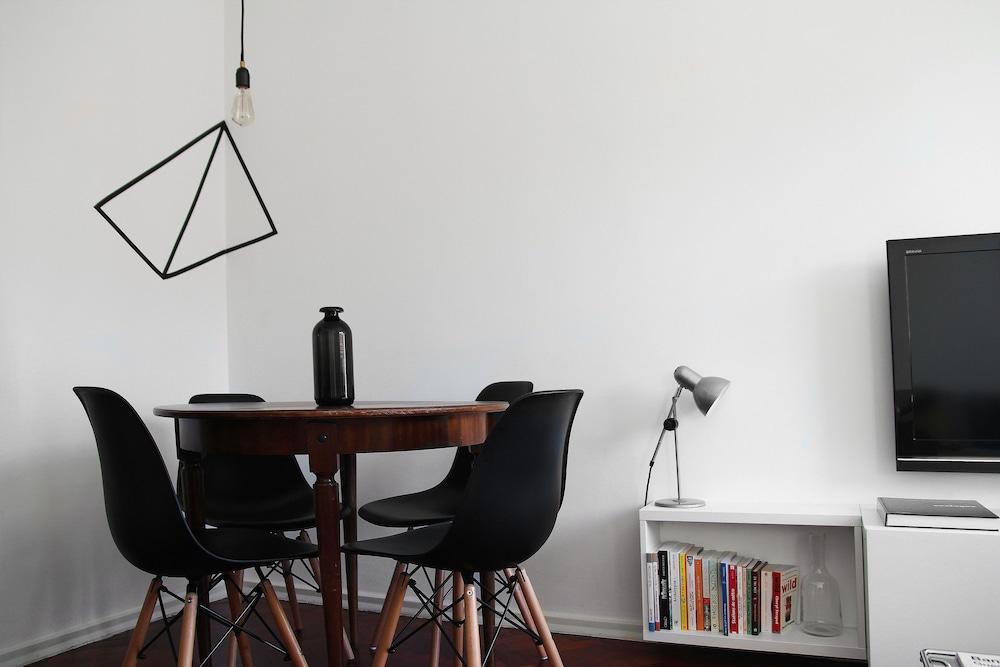 Urbanaas Lisbon Rato Apartment