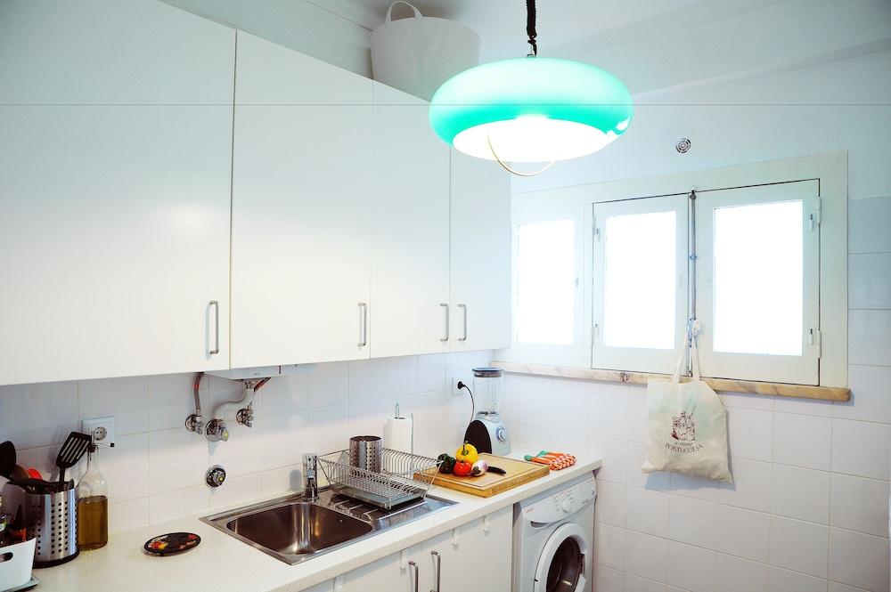 Urbanaas Lisbon Rato Apartment