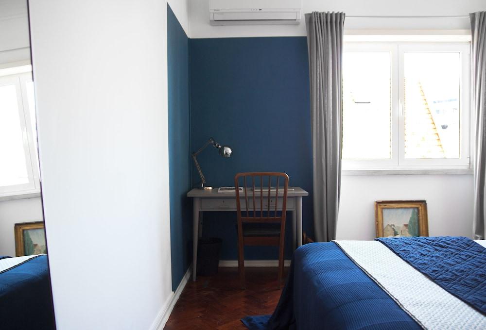 Urbanaas Lisbon Rato Apartment