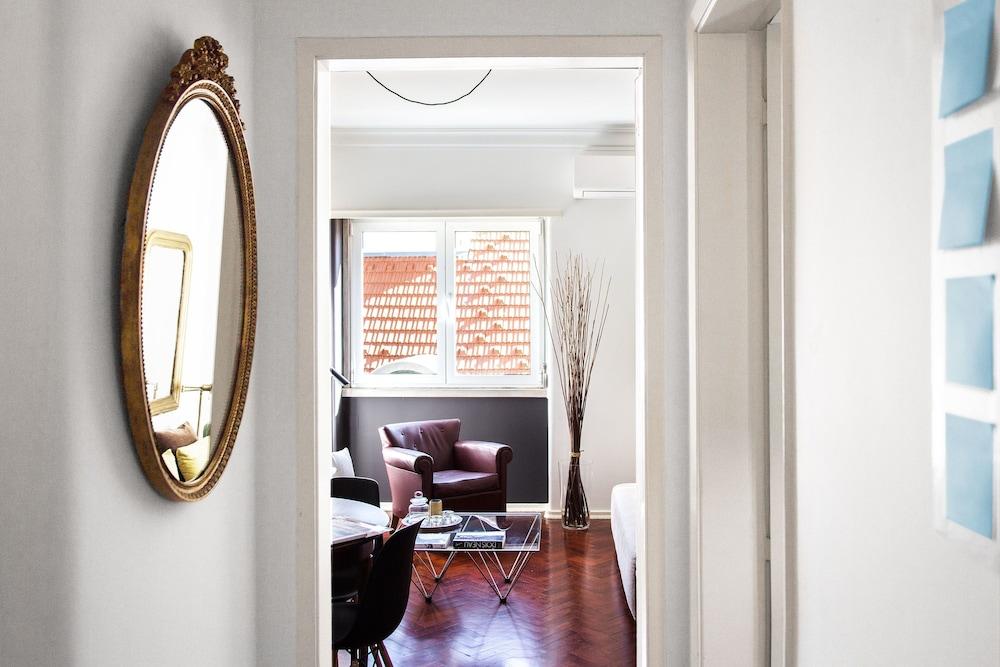Urbanaas Lisbon Rato Apartment