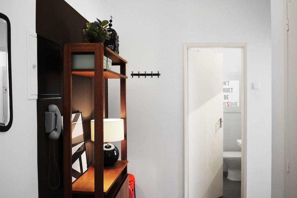 Urbanaas Lisbon Rato Apartment