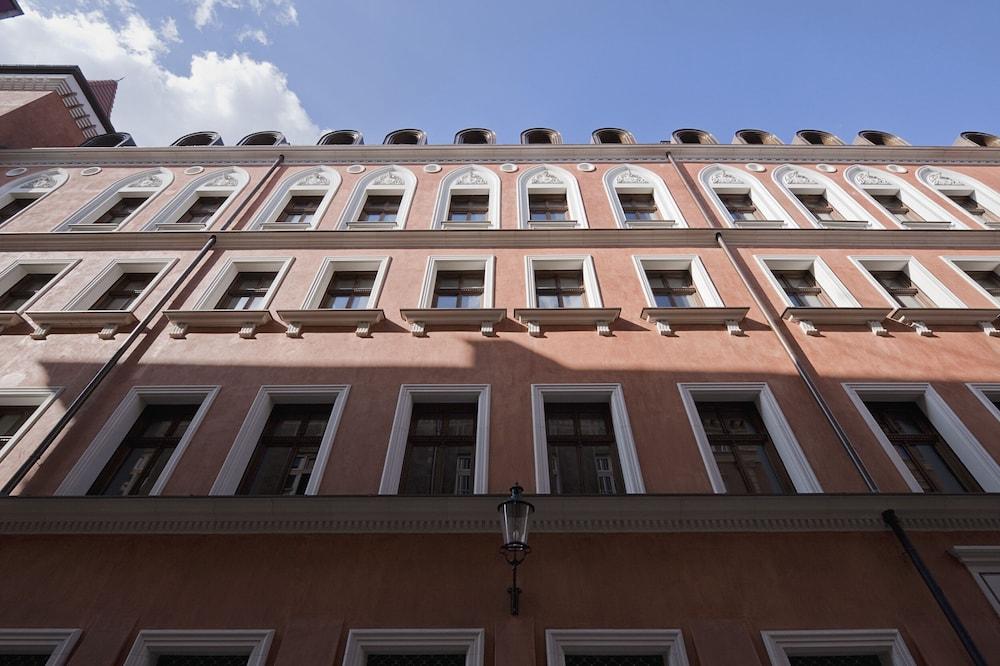Hotel Palazzo Rosso