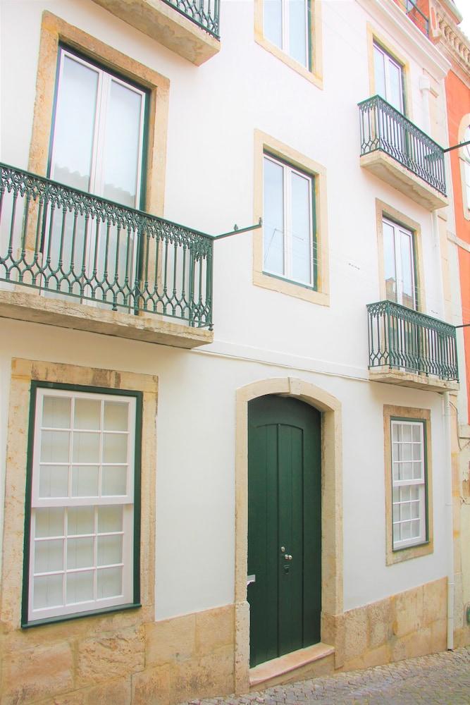 Severa Apartments