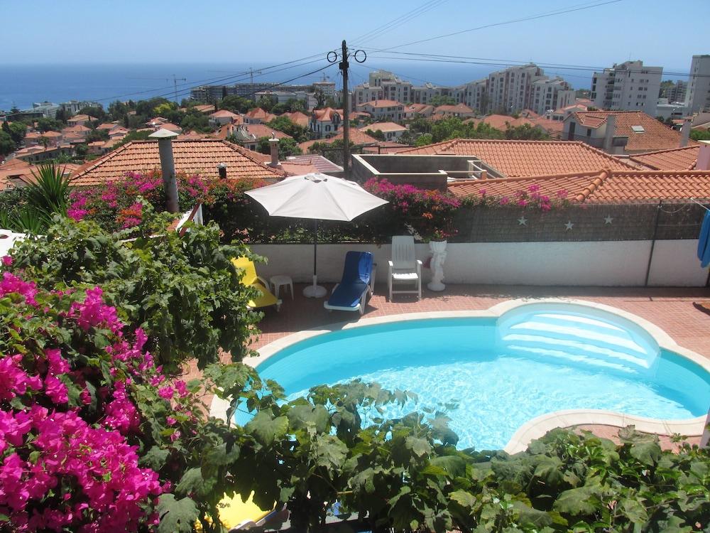 Vista Oceano Self Catering Apartments