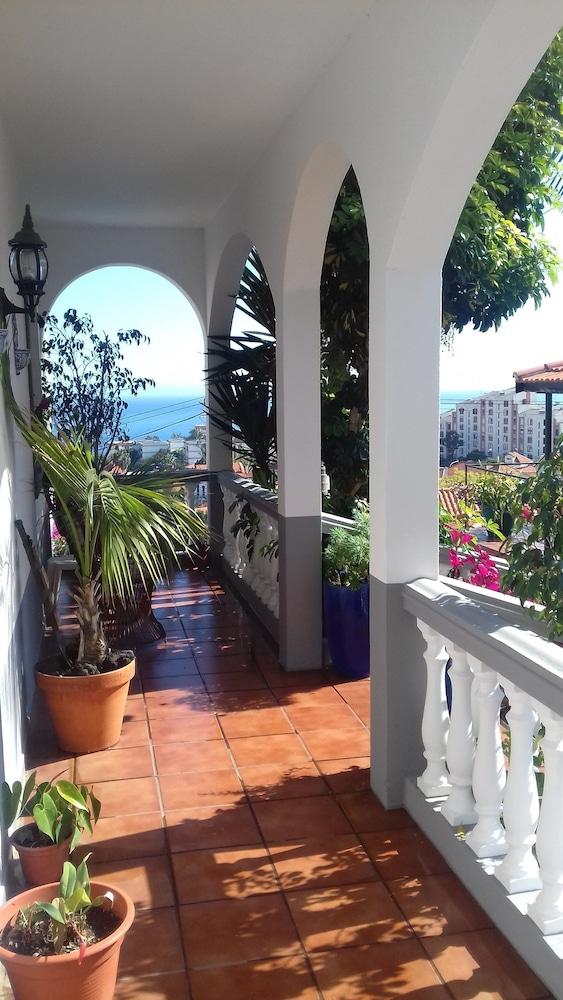 Vista Oceano Self Catering Apartments