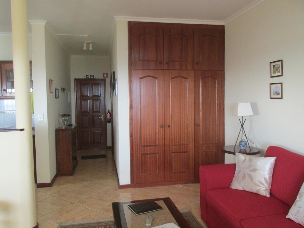 Vista Oceano Self Catering Apartments