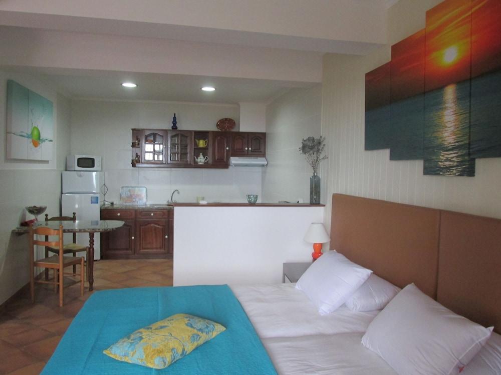 Vista Oceano Self Catering Apartments