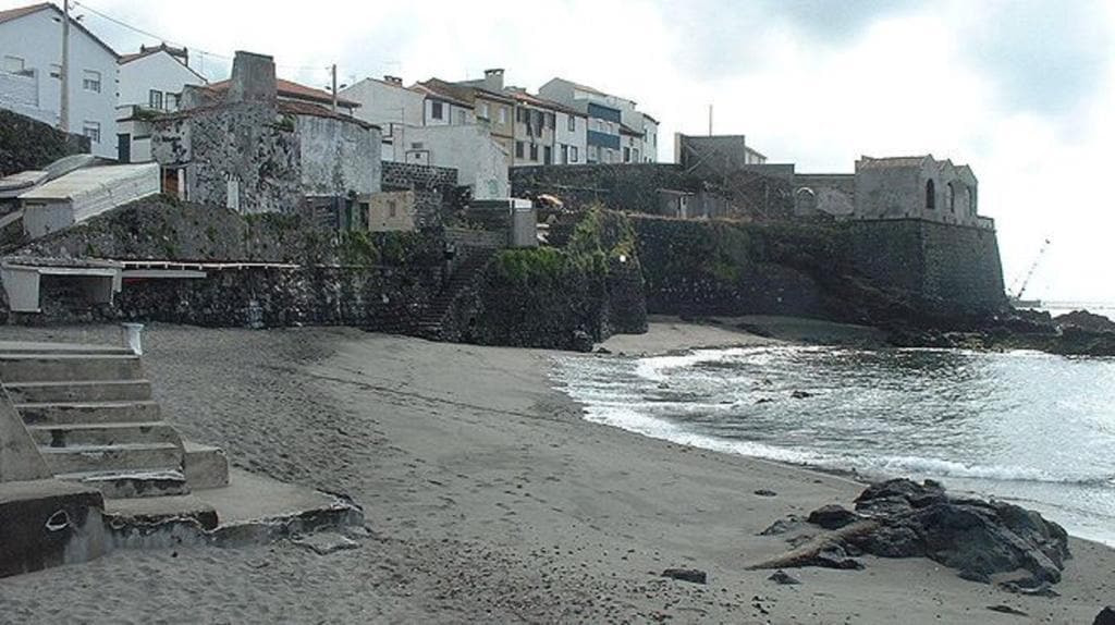 Farol Da Vila