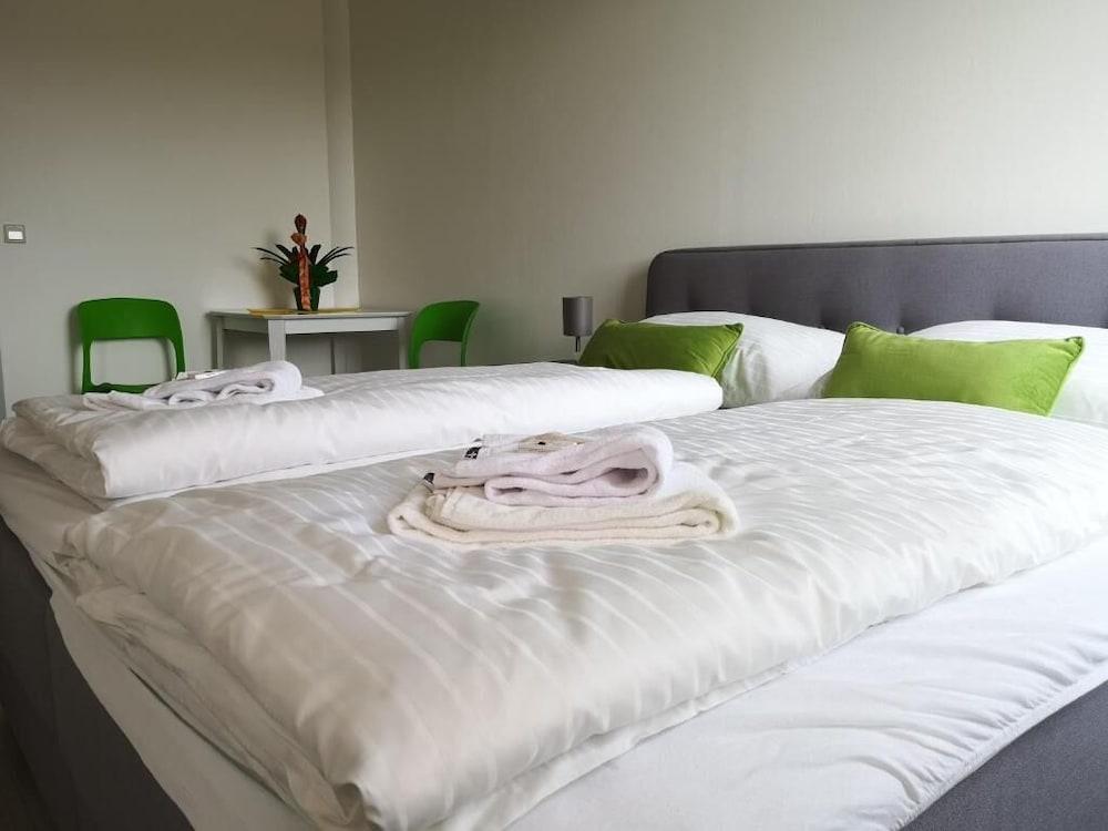 Grand Prix Hotel