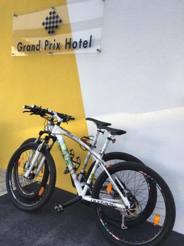 Grand Prix Hotel
