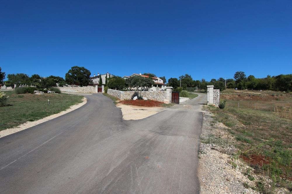 Apartments Bertetic