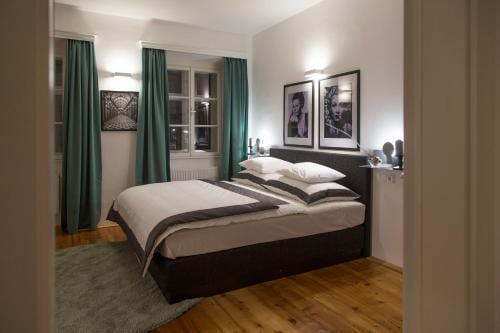 Smile Apartments