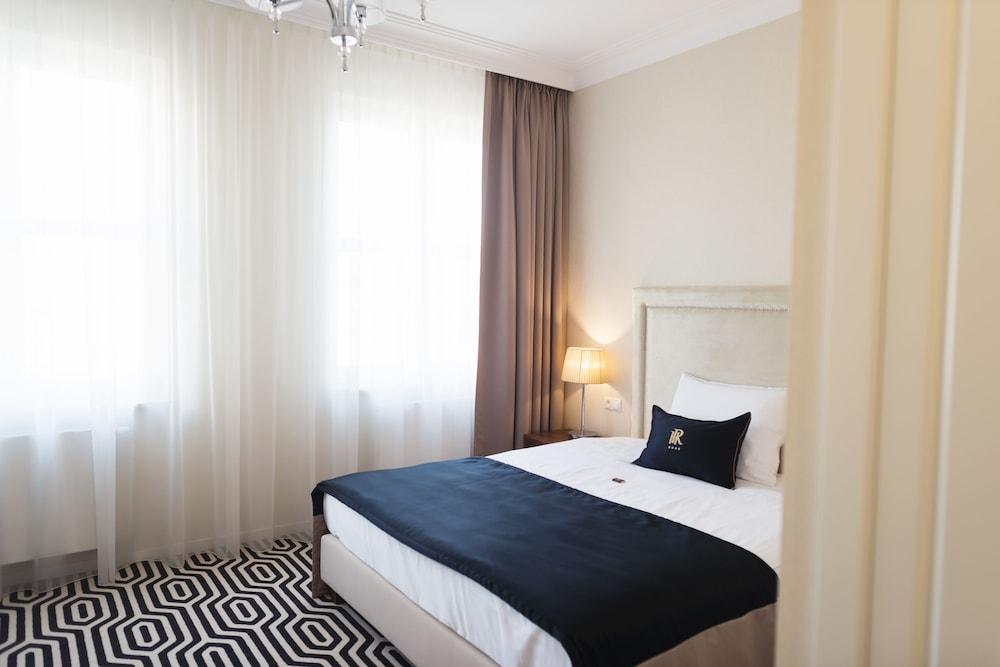 Royal Hotel & SPA