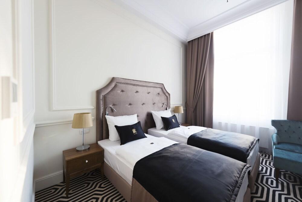 Royal Hotel & SPA