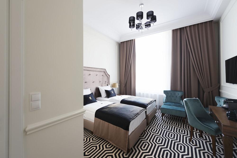 Royal Hotel & SPA
