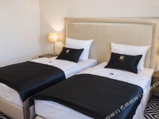 Royal Hotel & SPA