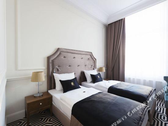 Royal Hotel & SPA