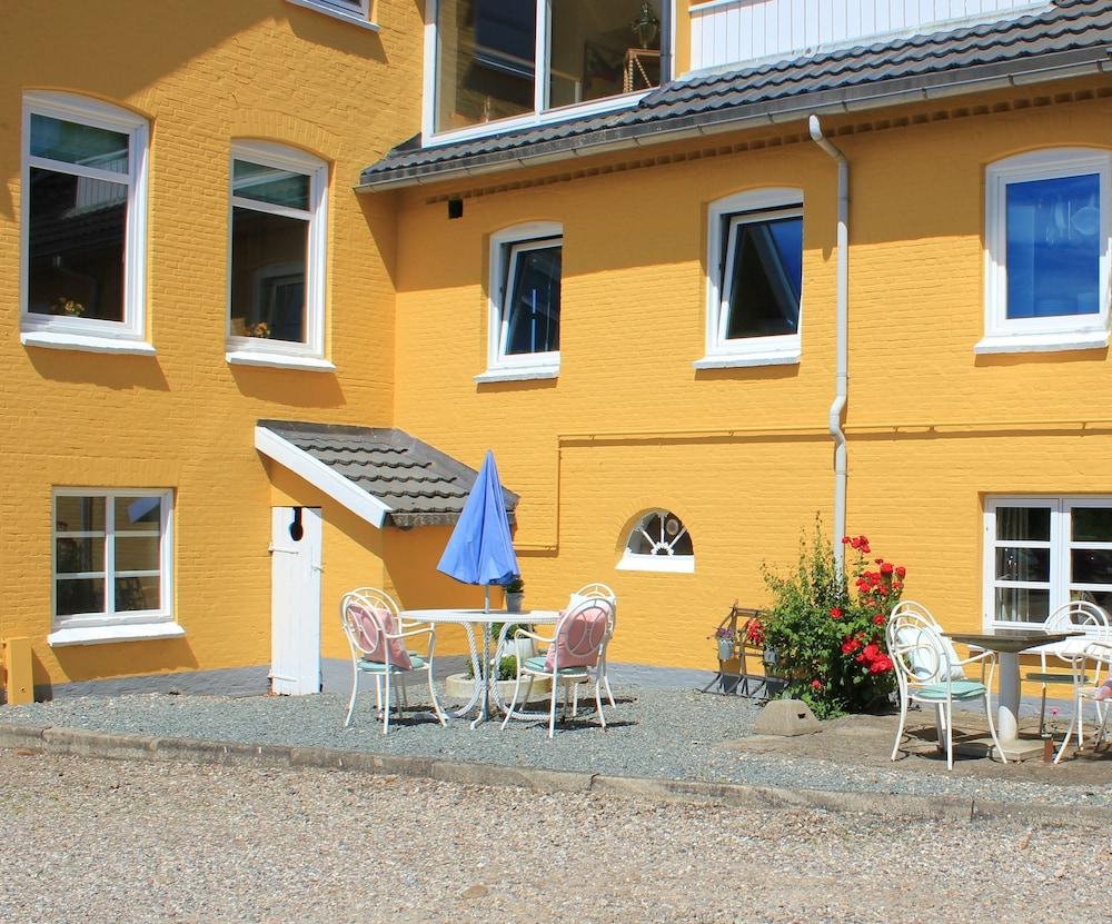 Solyst Kro- Restaurant Og Hotel I/S