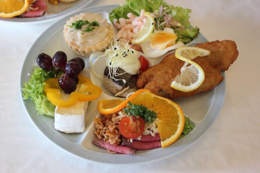 Solyst Kro- Restaurant Og Hotel I/S