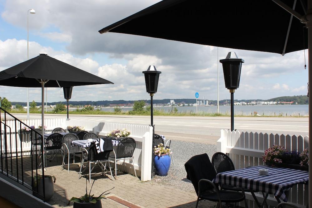 Solyst Kro- Restaurant Og Hotel I/S