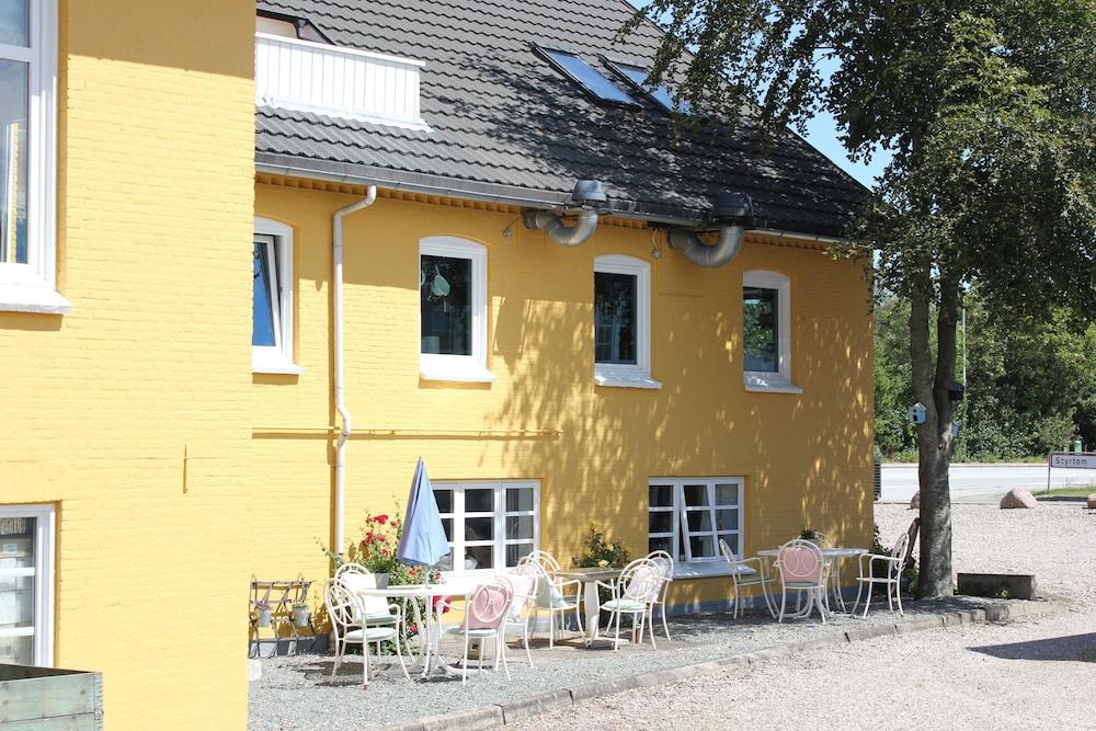 Solyst Kro- Restaurant Og Hotel I/S