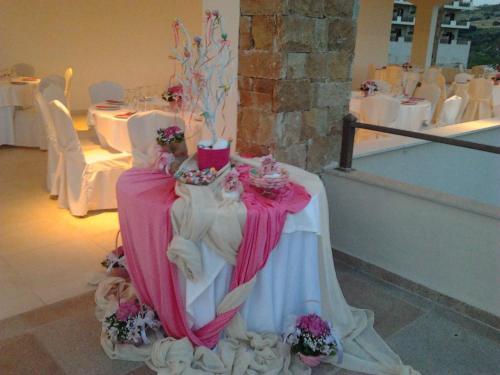 Siris Hotel