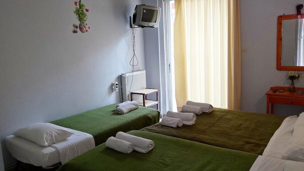 Hotel Galaxias