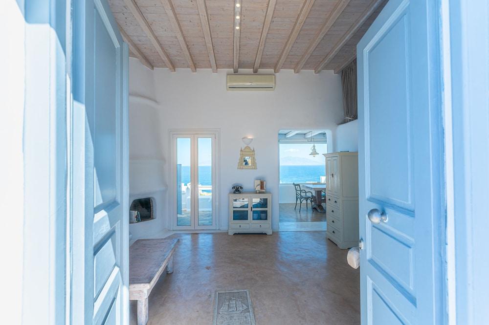 Golden Sunset Villas