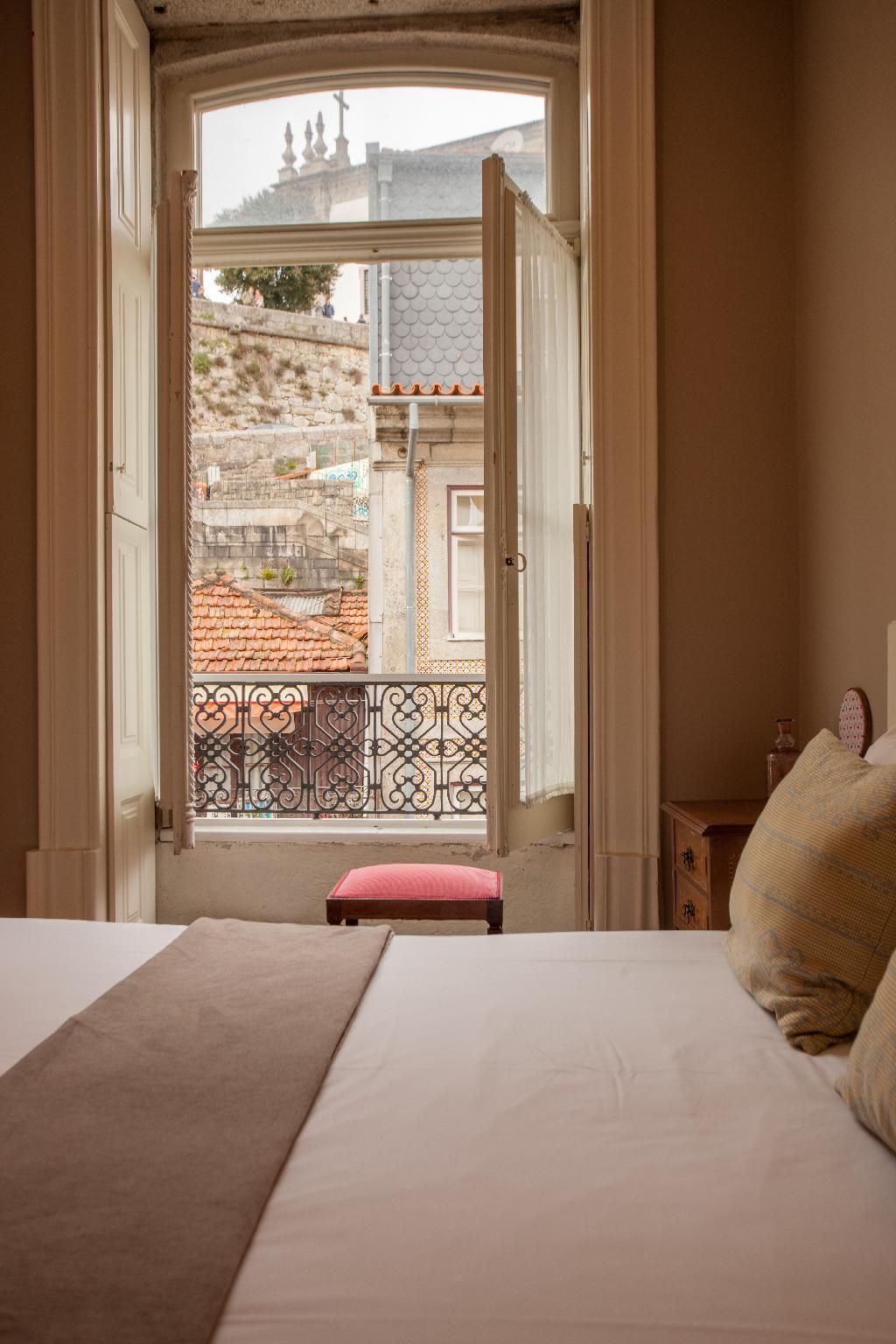 Being Porto Hostel